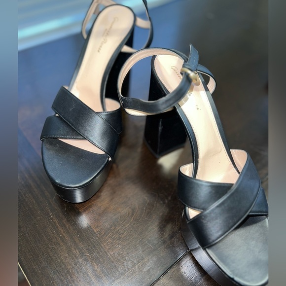 Gianvitto Rossi Sheridan Sandal w/ Ankle Strap - Picture 3 of 9